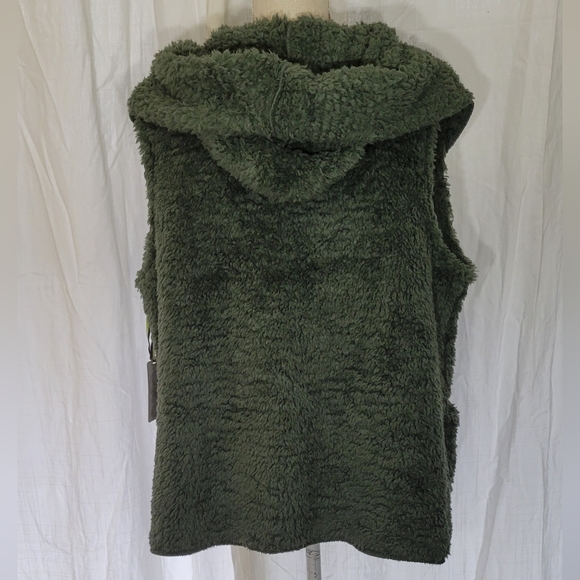 Te Verde Designed in NYC Women's Vest Hooded with Pockets Faux-Fur Sage … - Picture 3 of 12